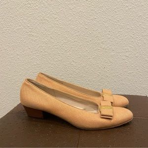 Salvatore Ferrgamo Vara Bow Pump Flats Women's Size: 7 1/2
